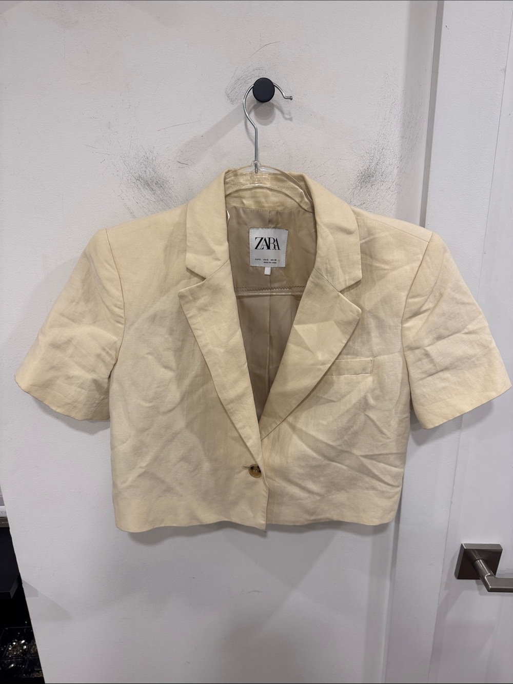 Zara Cream Short Sleeve Cropped Blazer